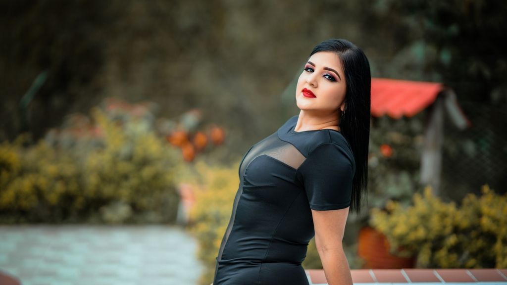 online at GirlsOfJasmin