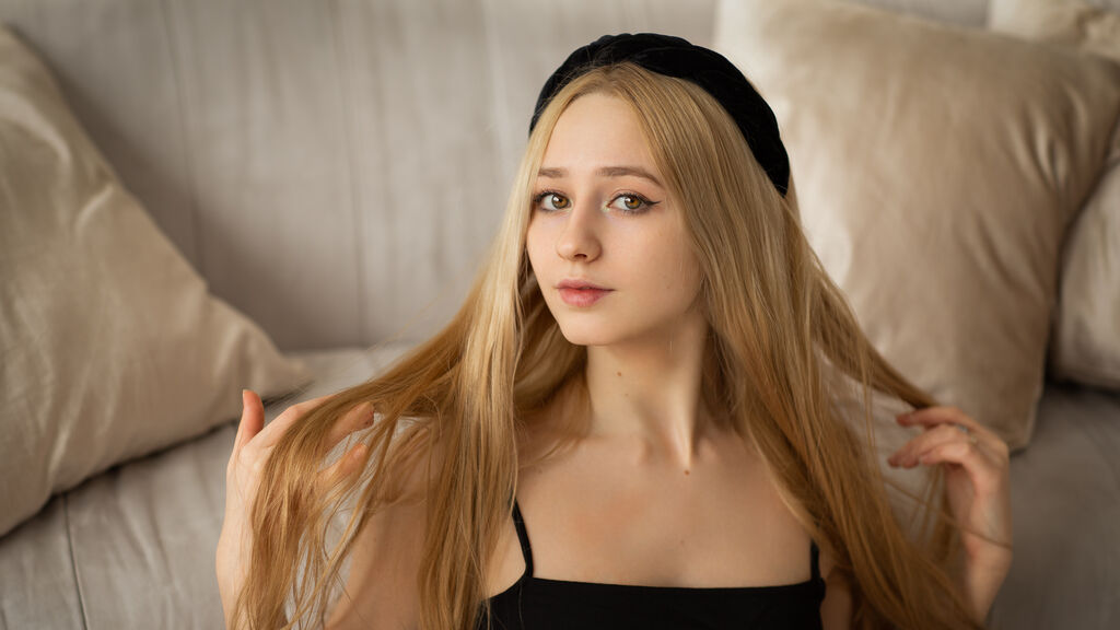  online at GirlsOfJasmin