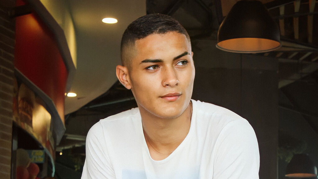 IsaacJones Profile and Statistics on BoysOfJasmin