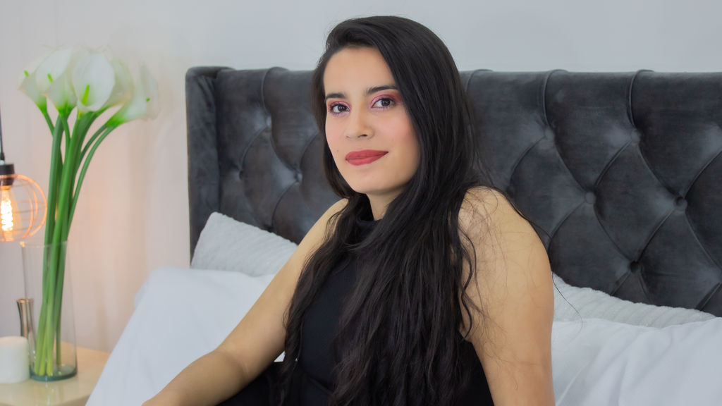  online at GirlsOfJasmin