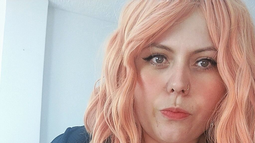  online at GirlsOfJasmin