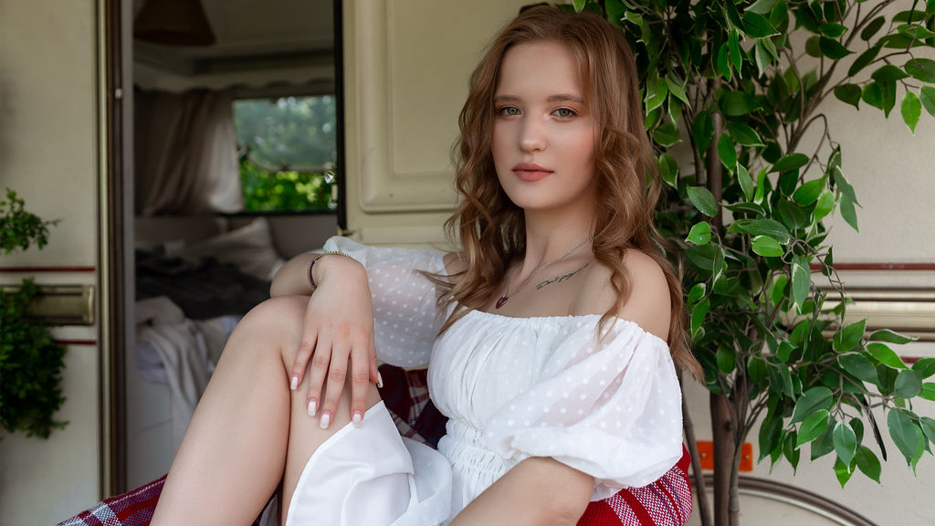 AnnJenson online on GirlsOfJasmin