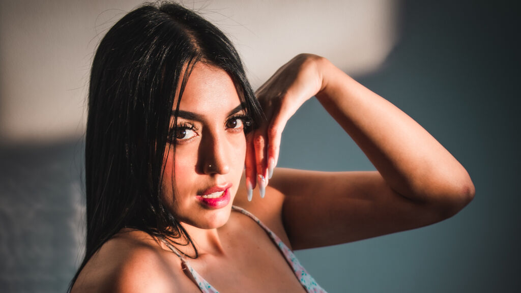  online at GirlsOfJasmin