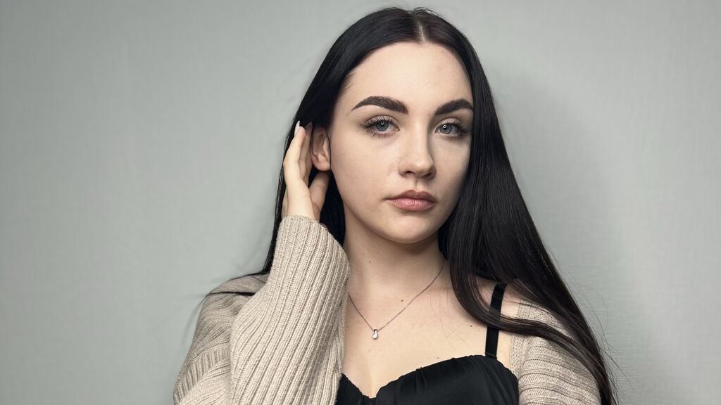 ElvinaHayley online on GirlsOfJasmin