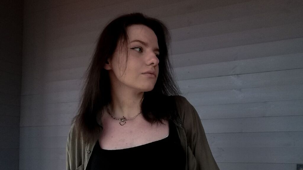 ReginaBossi online on GirlsOfJasmin