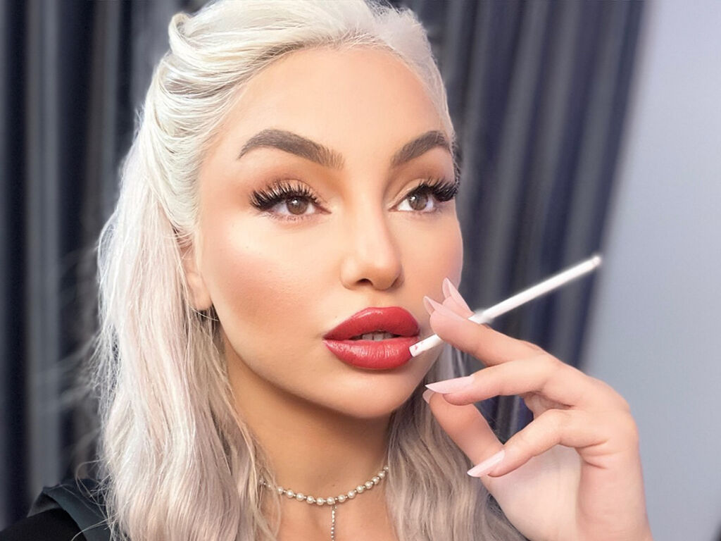 BryanaGomez model schedule