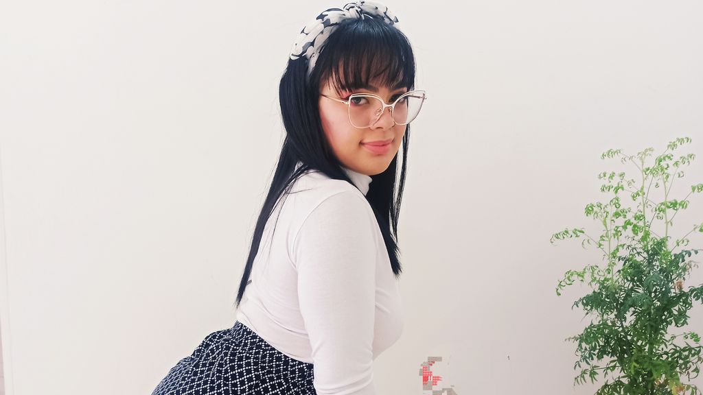  online at GirlsOfJasmin