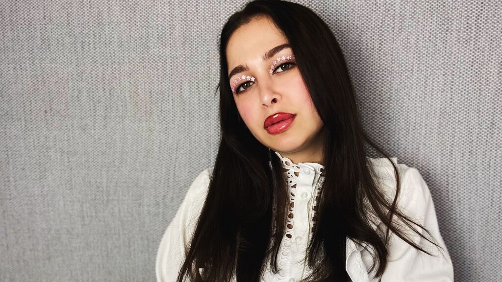 EmilyWillsons online on GirlsOfJasmin