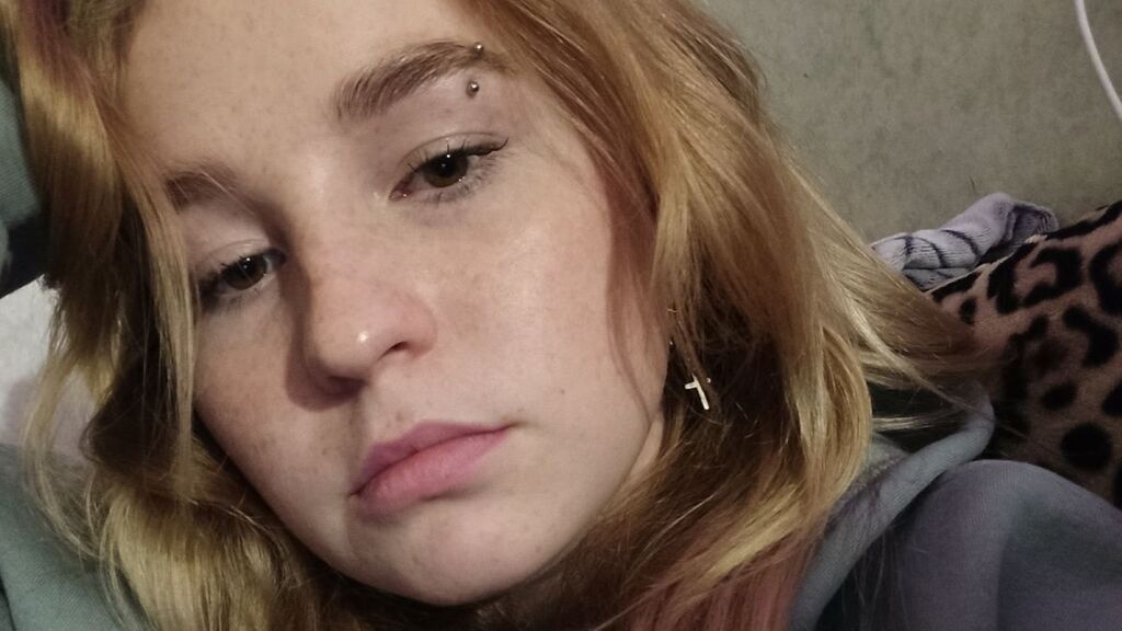 ZoeSoel online on GirlsOfJasmin