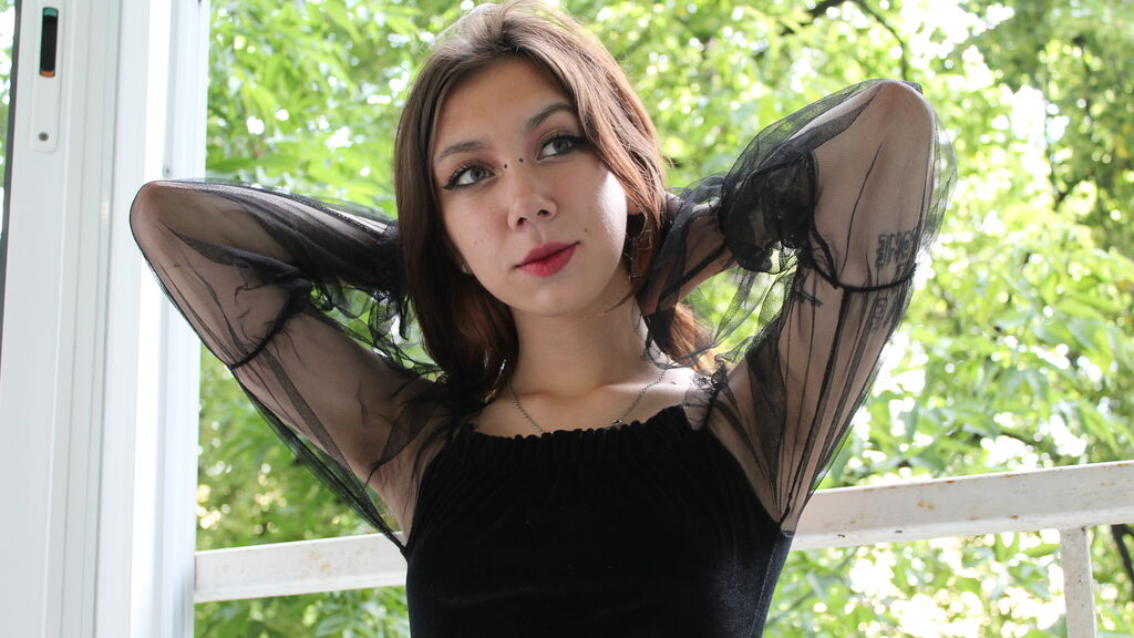 DianeFreeman online on GirlsOfJasmin