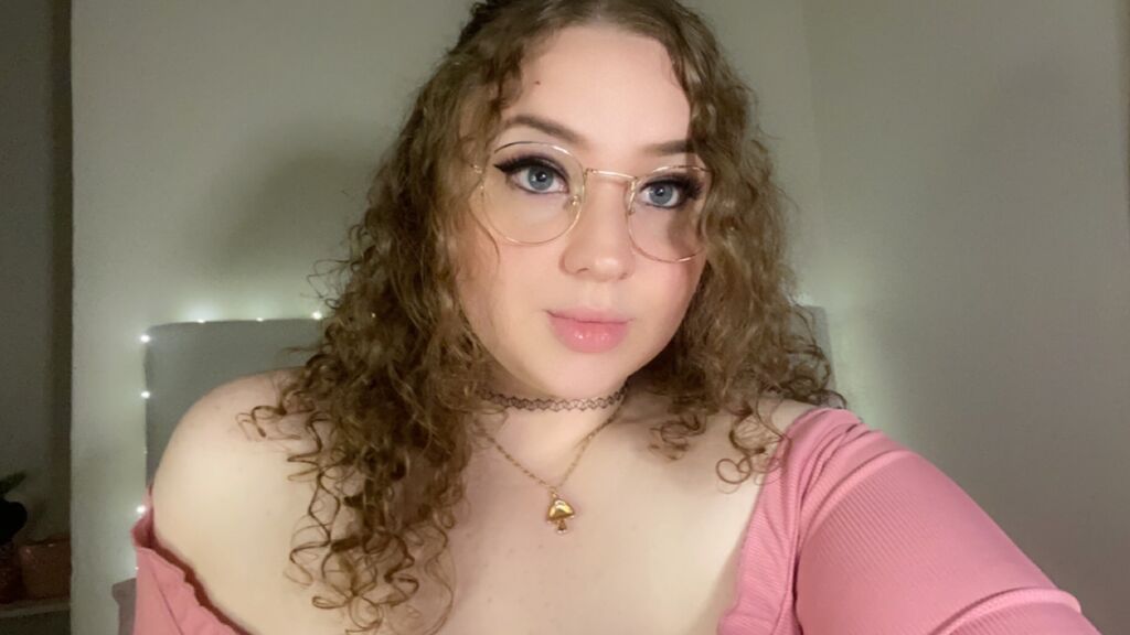 EmmiePowers online on GirlsOfJasmin