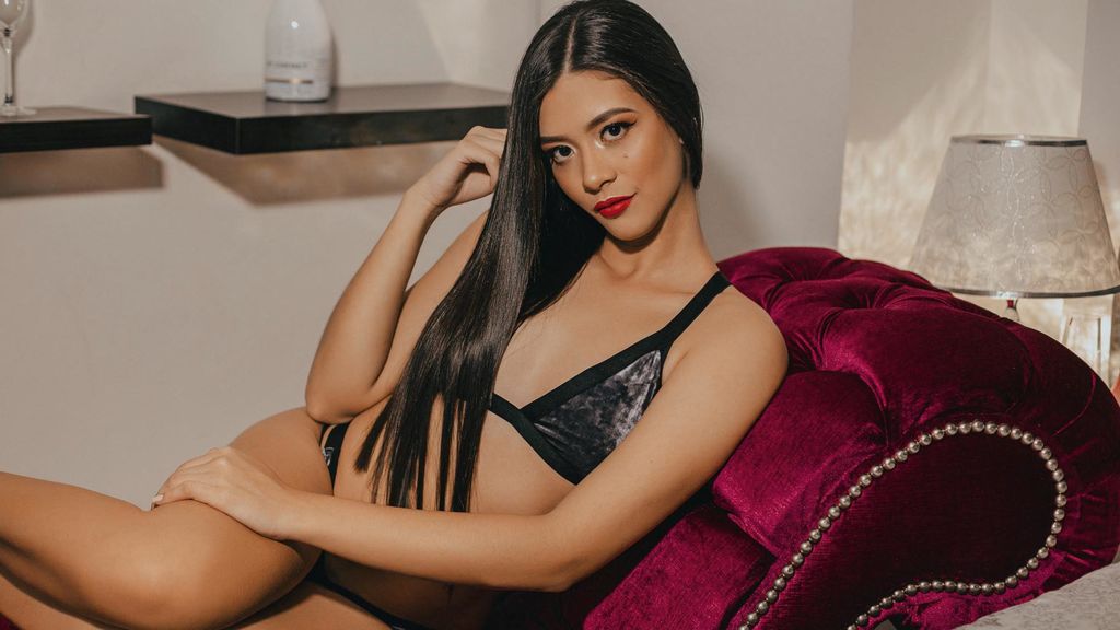  online at GirlsOfJasmin