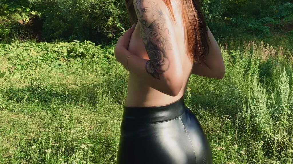 AliceGrac online on GirlsOfJasmin